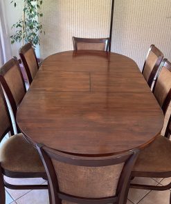 Juego Comedor con 8 sillas