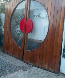 Puertas Grandes Abatibles (sin bisagras) de Madera y Acrílico